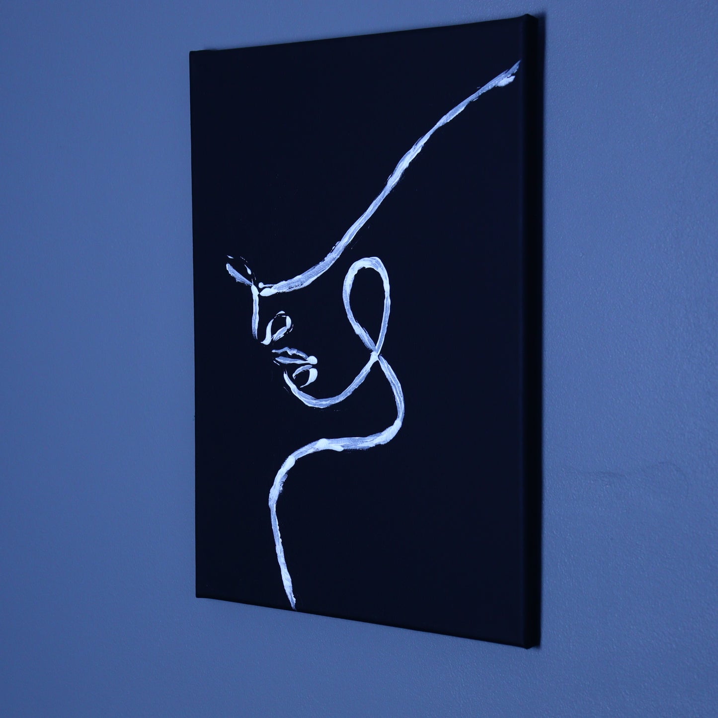 Painting on Canvas – Face Outline on Black