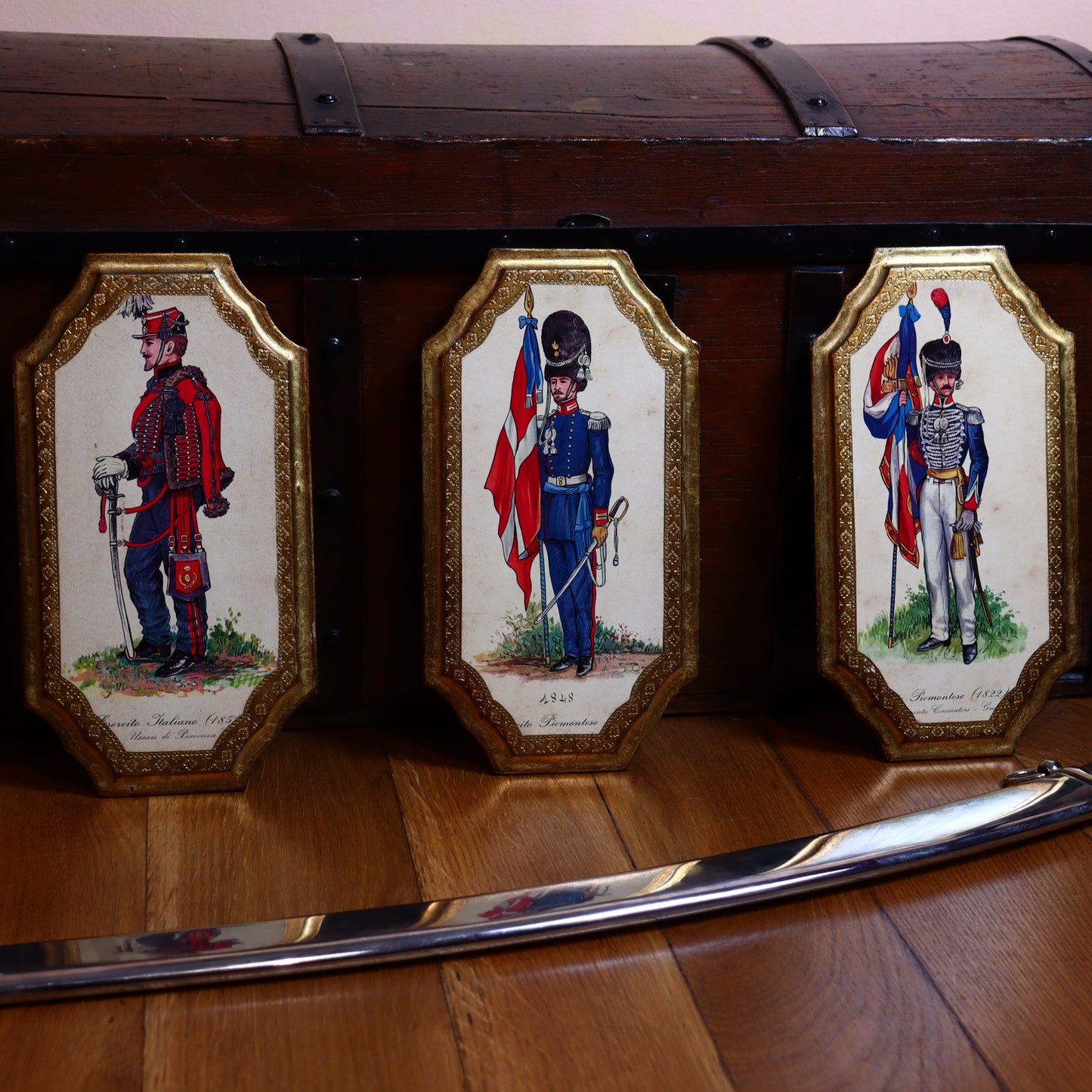 Wall Decoration – Set of Three Wooden Panels With 19th-Century Italian Soldiers