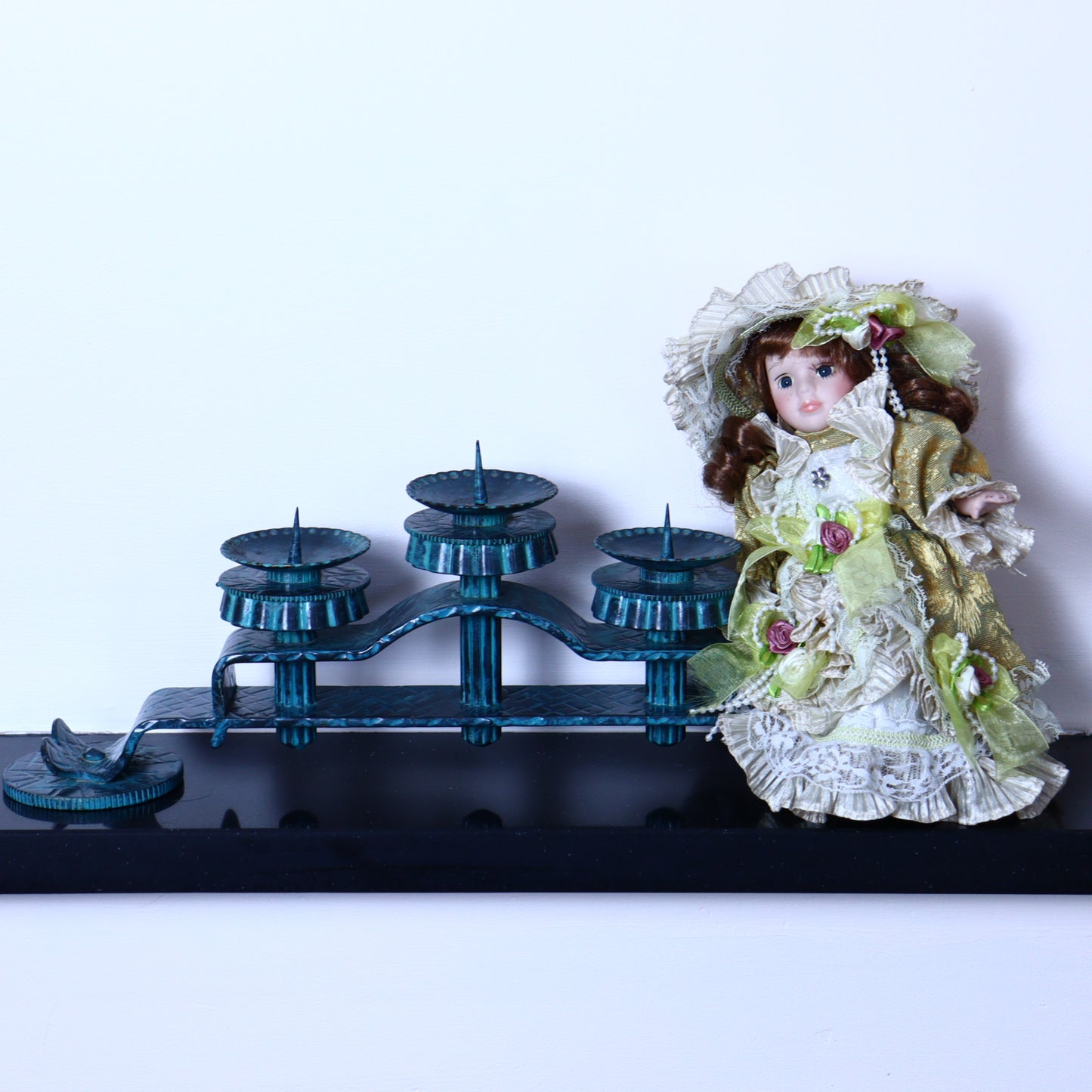 Metal Candle Holder – Three Arms