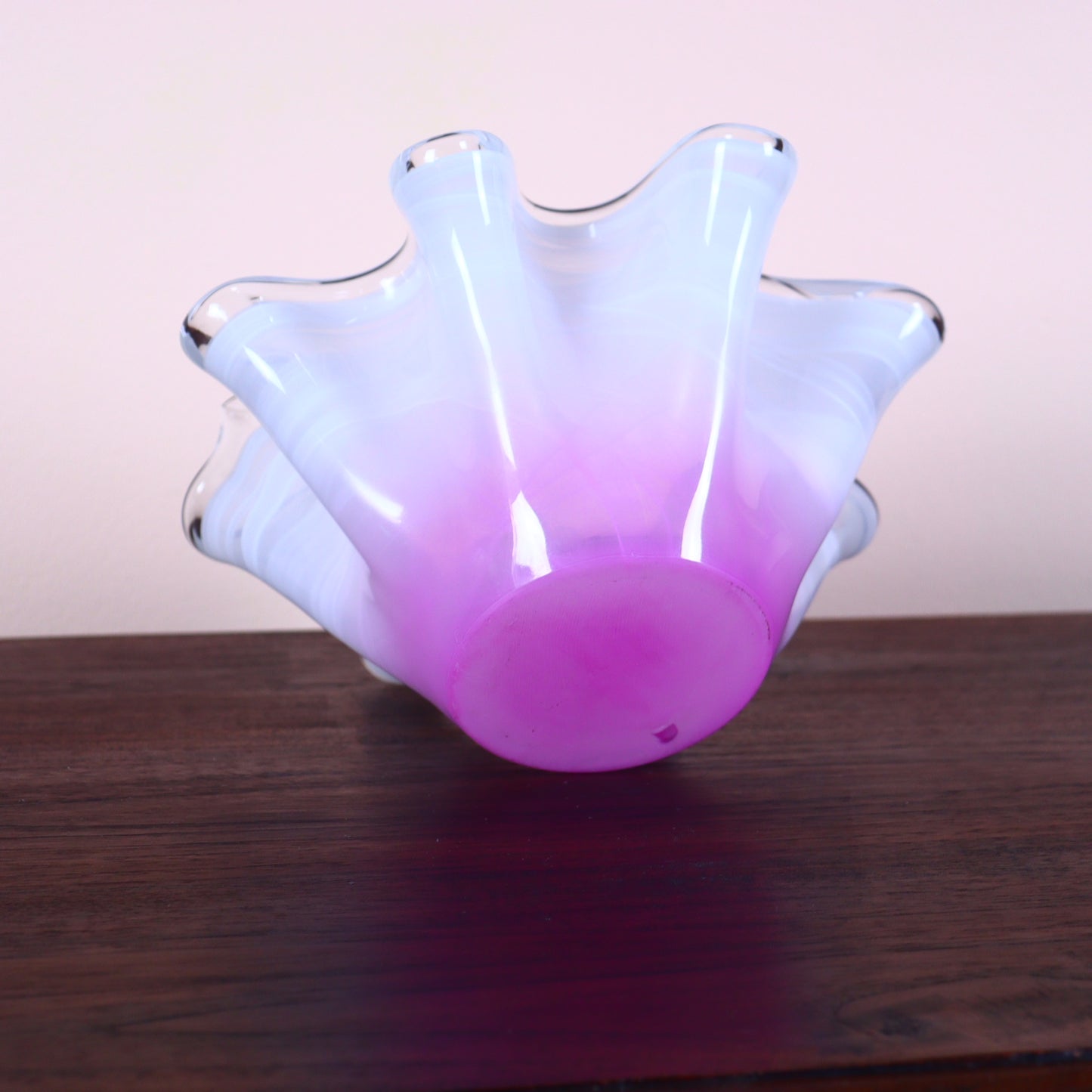 Decorative Murano Bowl – White and Pink Art Glass