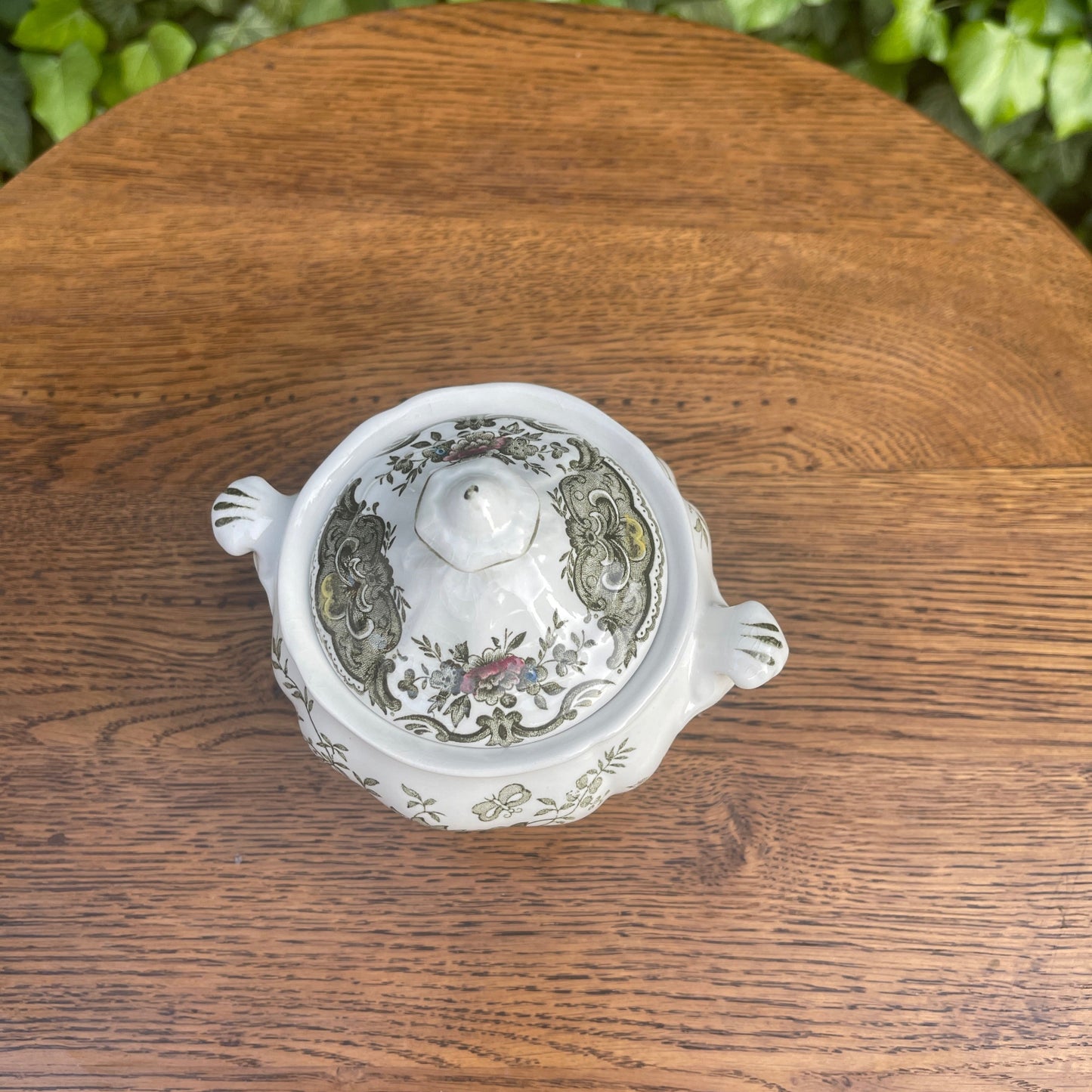 Ceramic Sugar Bowl – Windsor Green Pattern