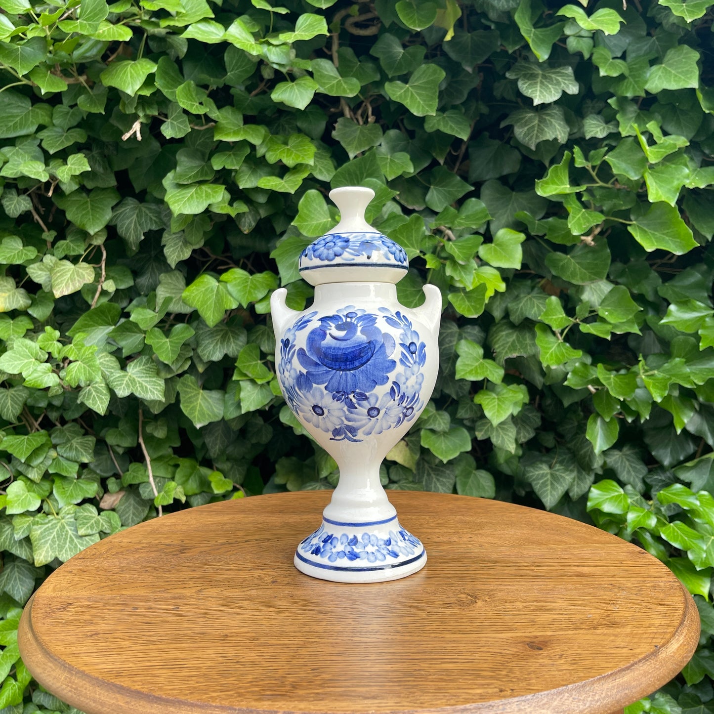 Ceramic Vase with Lid – Hand-Painted Blue Floral Design