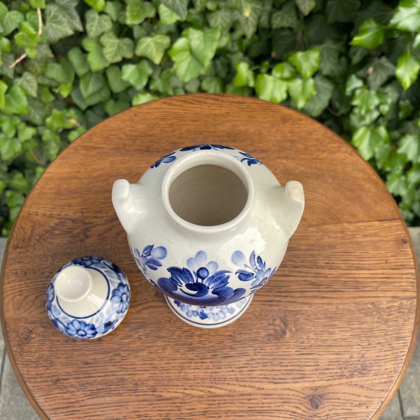 Ceramic Vase with Lid – Hand-Painted Blue Floral Design