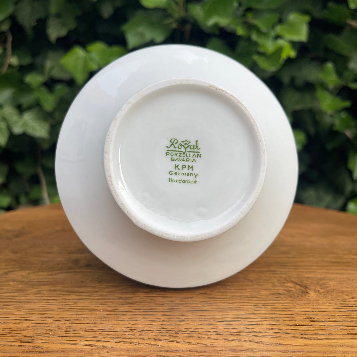 White Porcelain Vase – Relief Ornament