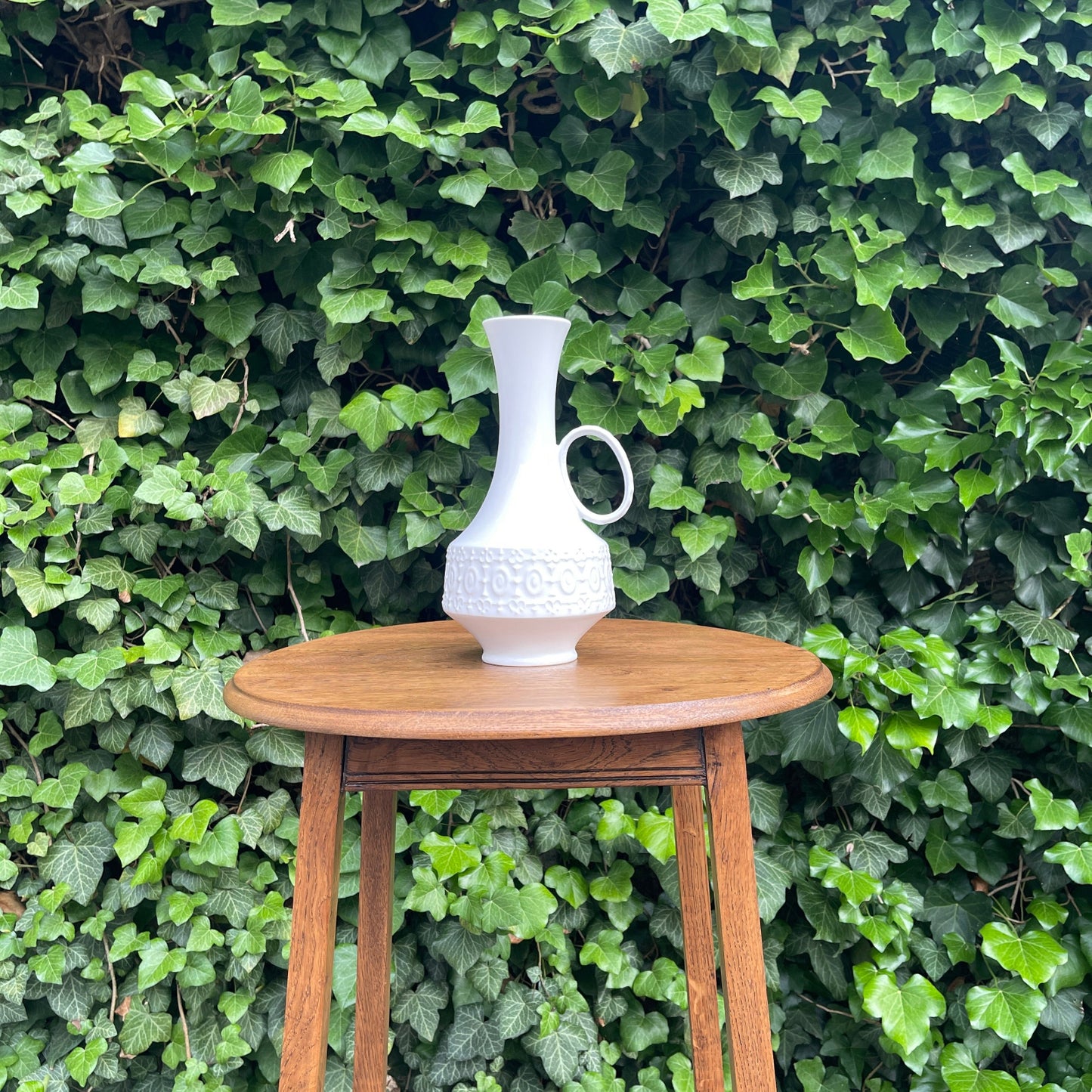 White Porcelain Vase with Handle – Relief Ornament