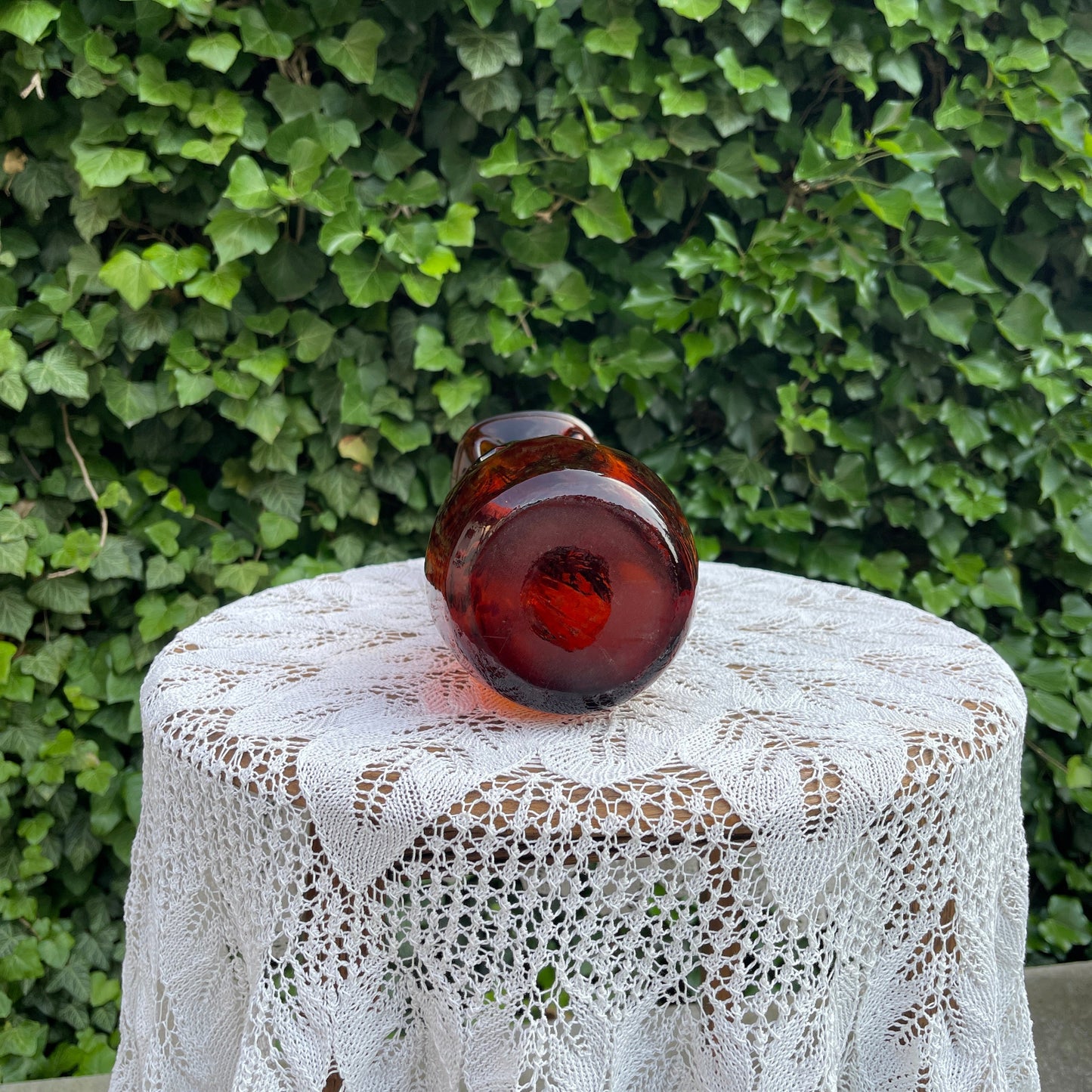 Art Glass Vase – Amber-Toned Organic Form