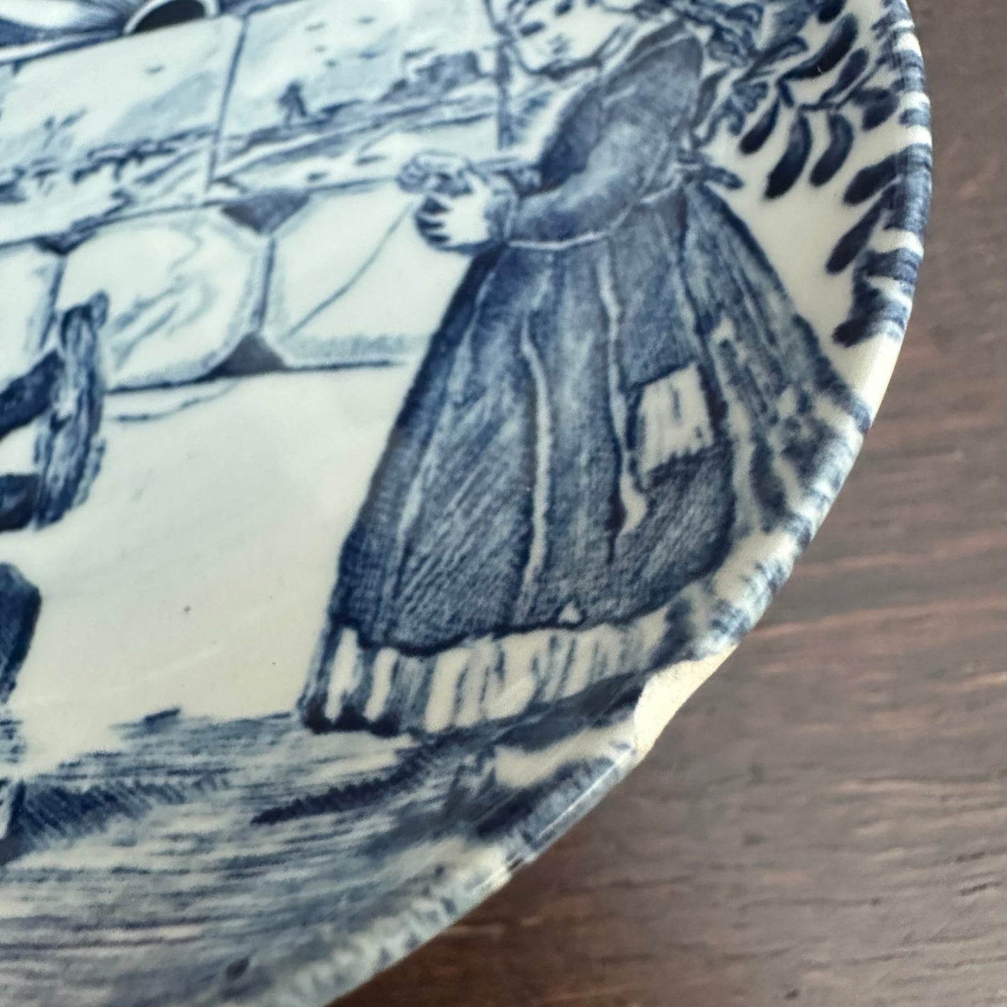 Delft-Style Decorative Plates – Set of 6