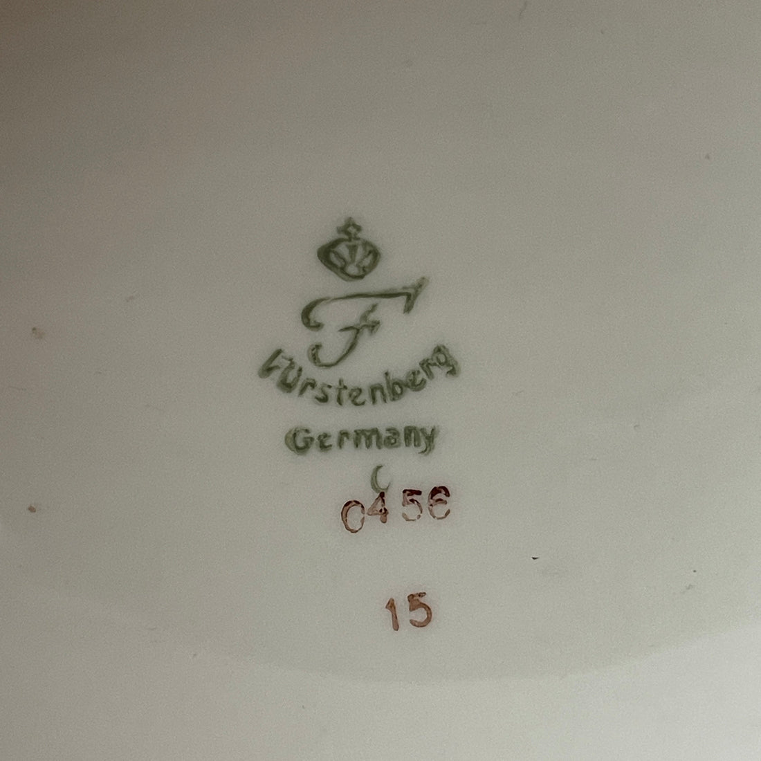 Ceramic and Porcelain Marks: A Guide to Identification