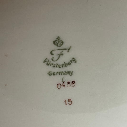 Ceramic and Porcelain Marks: A Guide to Identification