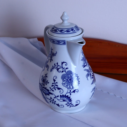 Ceramic Coffee Pot – Blue Onion Pattern
