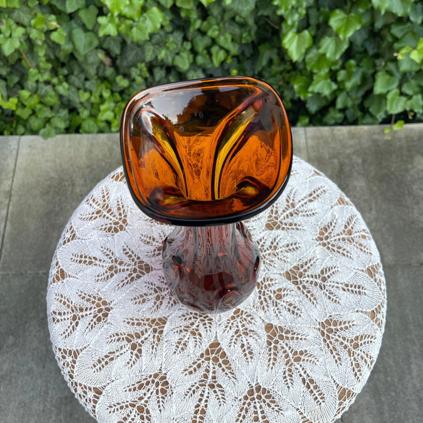 Art Glass Vase – Amber-Toned Organic Form