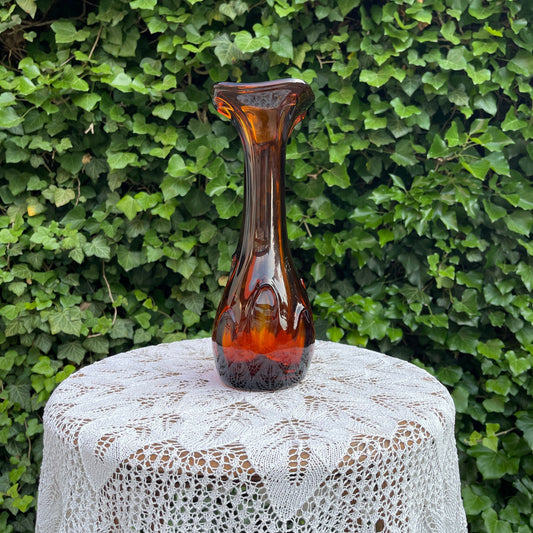 Art Glass Vase – Amber-Toned Organic Form