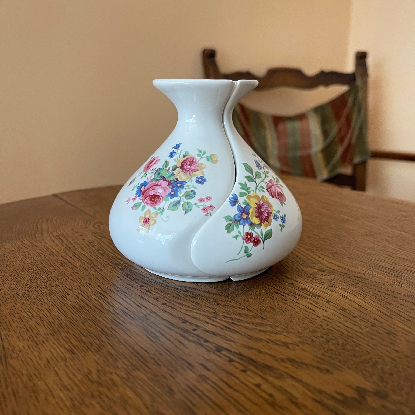 Decors – Artemis Row